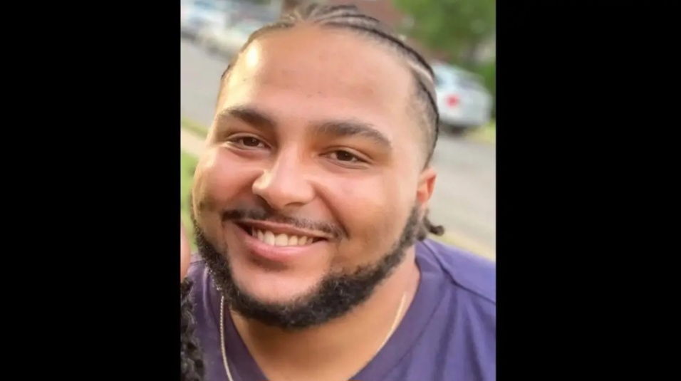 WHITE BOSS WHO  THREATENED BLACK EMPLOYEE AND CALLED HIM BOY SPURS LAWSUIT